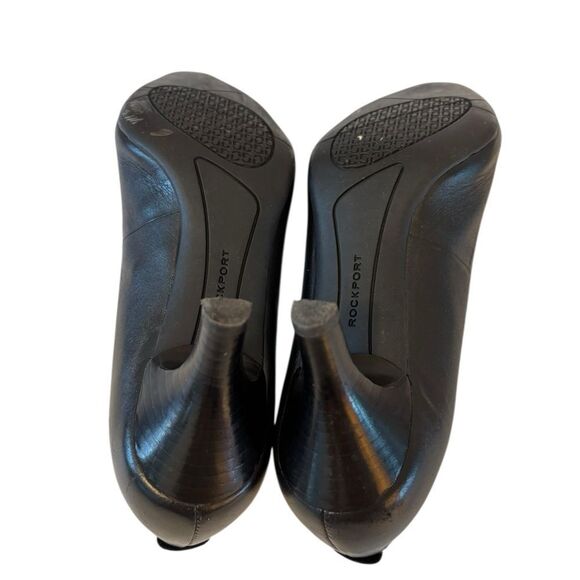 Rockport Leather Upper Navy Blue Heeled Pumps in EU 36.5. - Picture 6 of 6